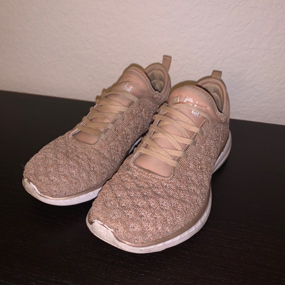 APL Sneakers - Picture 6 of 7